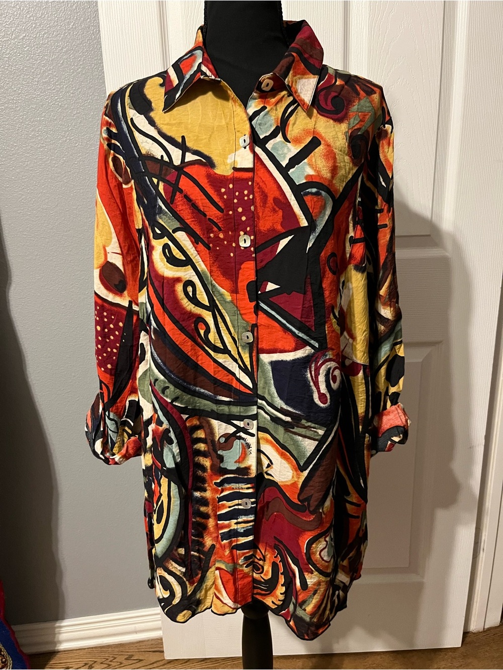 Abstract Print Long-Sleeve Button-Down Tunic